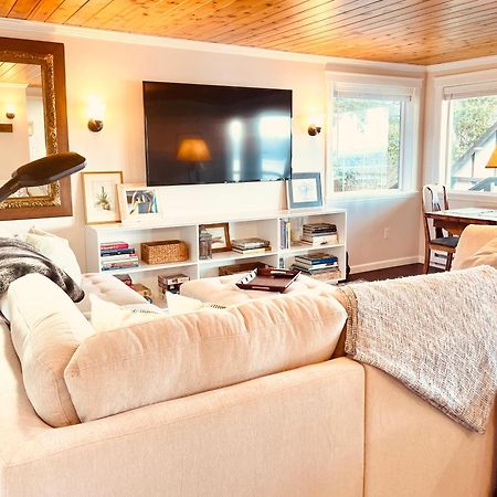 Puget Sound Chic Romantic Cottage With Private Beach Access & Gated Entry Port Ludlow Eksteriør bilde
