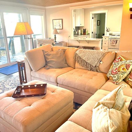 Puget Sound Chic Romantic Cottage With Private Beach Access & Gated Entry Port Ludlow Eksteriør bilde